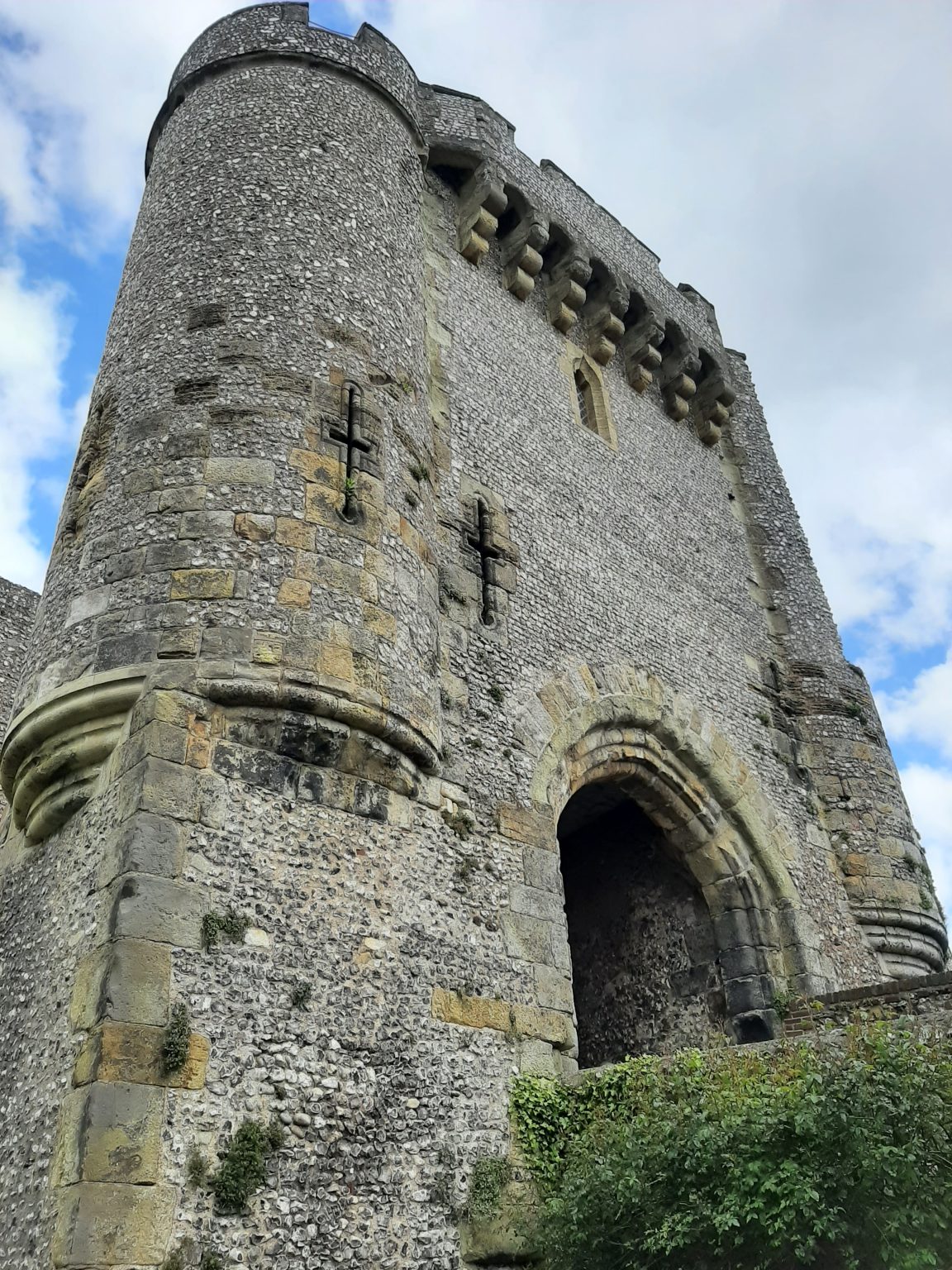 A Visit to Lewes Castle with its Fascinating History and Fabulous Views ...
